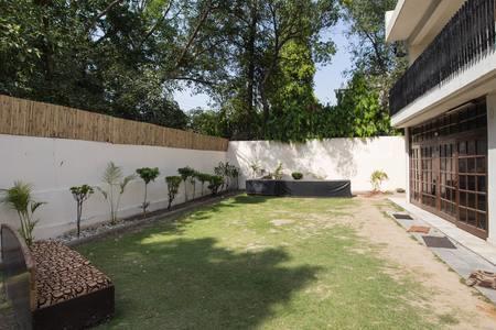 Antilia Villa Ню Делхи Екстериор снимка